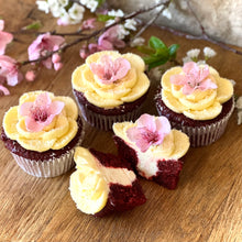 Load image into Gallery viewer, Red Velvet Cupcakes